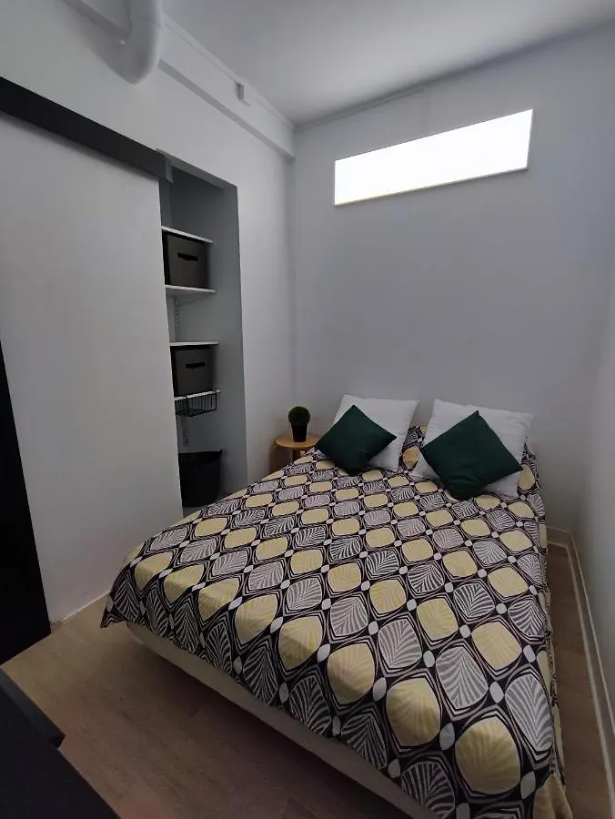 Joli T2 Renove Et Calme Quartier Desrochers A Fort De France Apartment